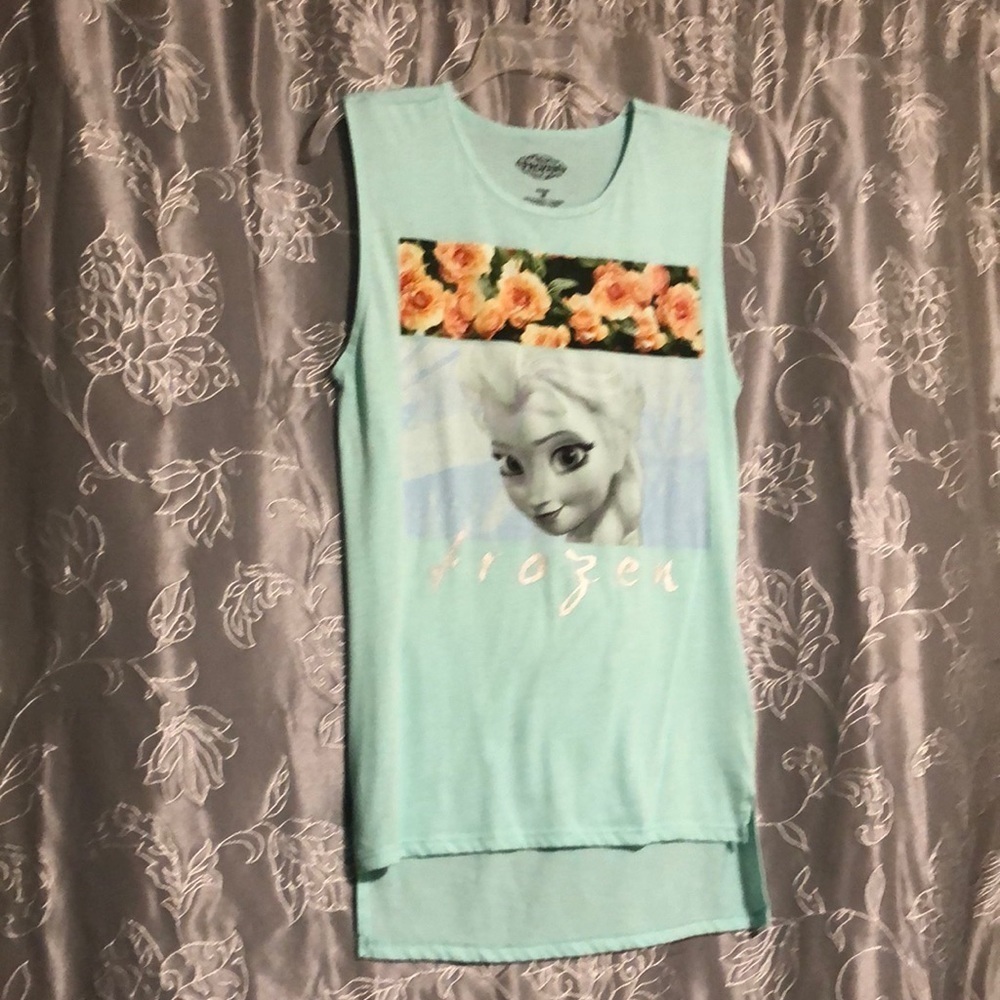 Disney frozen tank top crewneck size medium